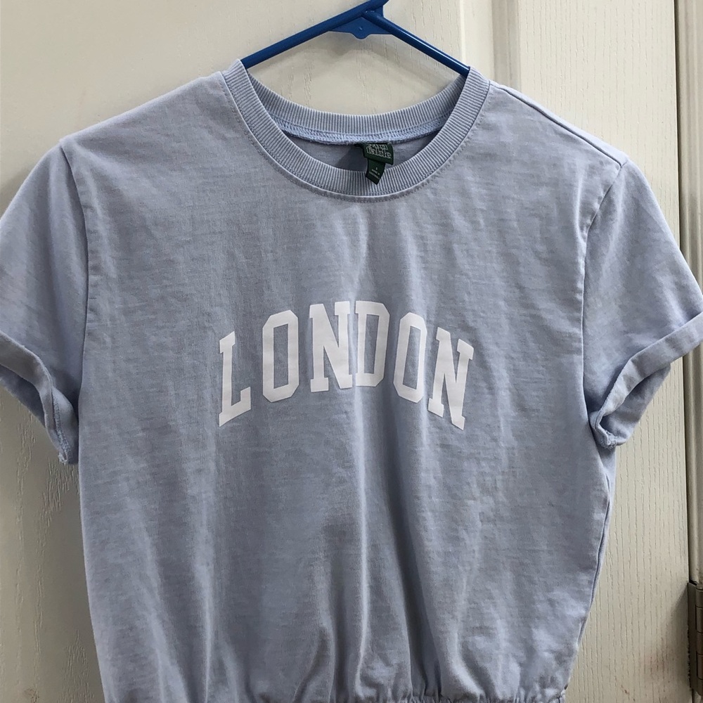 WILDFABLE- BLUE LONDON TOP